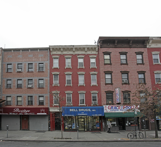 138 Graham Ave in Brooklyn, NY - Building Photo - Building Photo