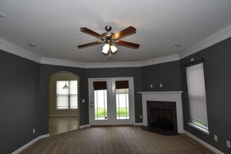 70 Summer Hill Ct in Richmond Hill, GA - Building Photo - Building Photo