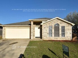 8100 Rambler Rose St in Fort Worth, TX - Building Photo