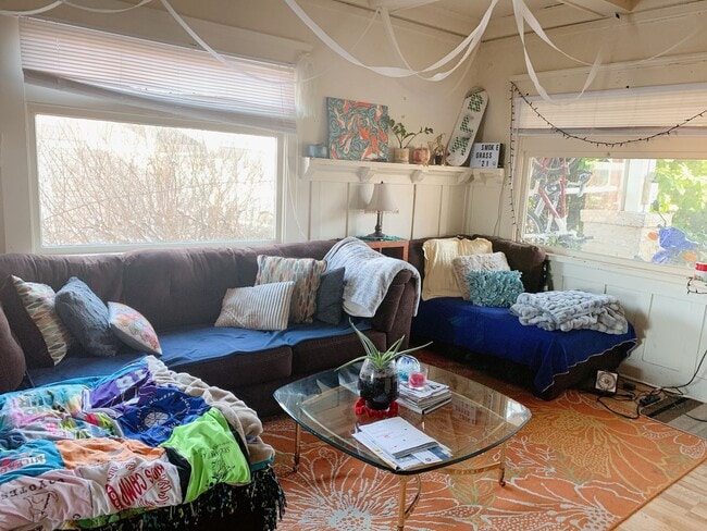 1019 High St in Bellingham, WA - Building Photo - Building Photo