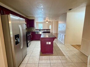 2804 Blackburn Dr in Killeen, TX - Building Photo - Building Photo