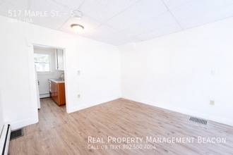 517 Maple St in Hartford, VT - Building Photo - Building Photo