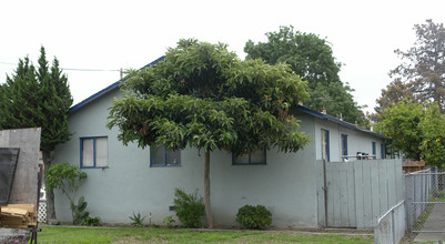 383 Smalley Ave in Hayward, CA - Building Photo - Building Photo