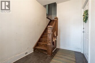 11 Proctor Blvd in Hamilton, ON - Building Photo - Building Photo