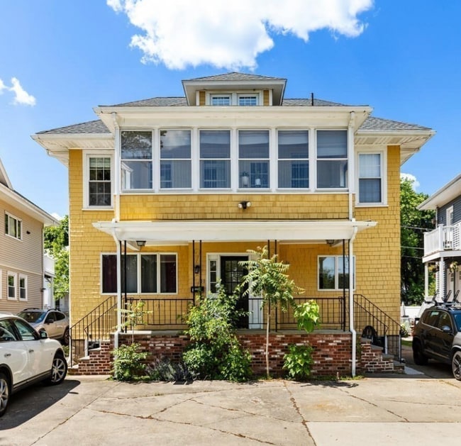 2218 Mystic Valley Pky, Unit 2 in Medford, MA - Building Photo - Building Photo