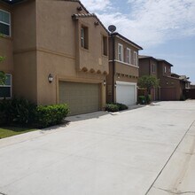 3612 W Luther Ln in Inglewood, CA - Building Photo - Building Photo