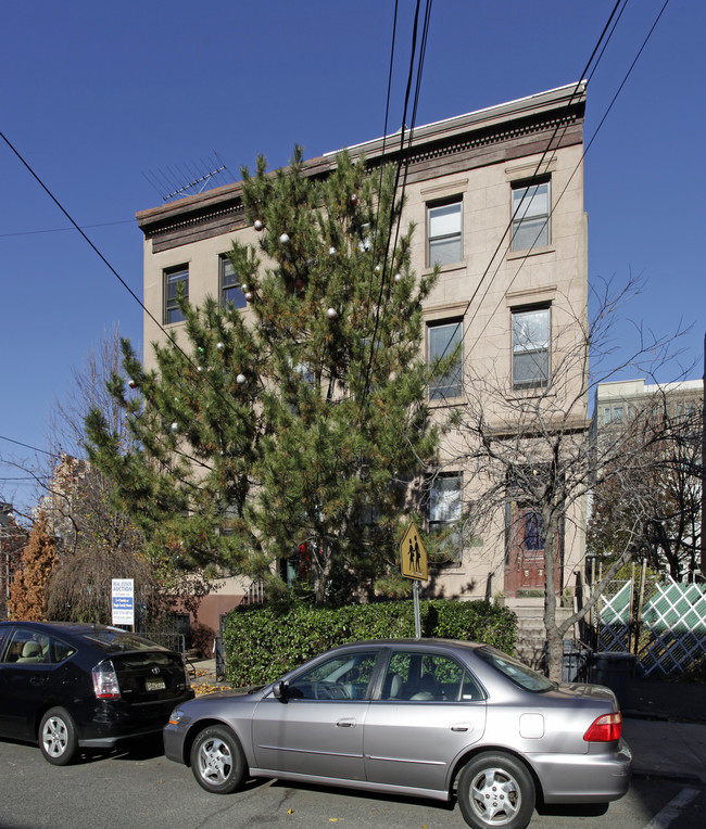 86 Sussex St in Jersey City, NJ - Foto de edificio - Building Photo