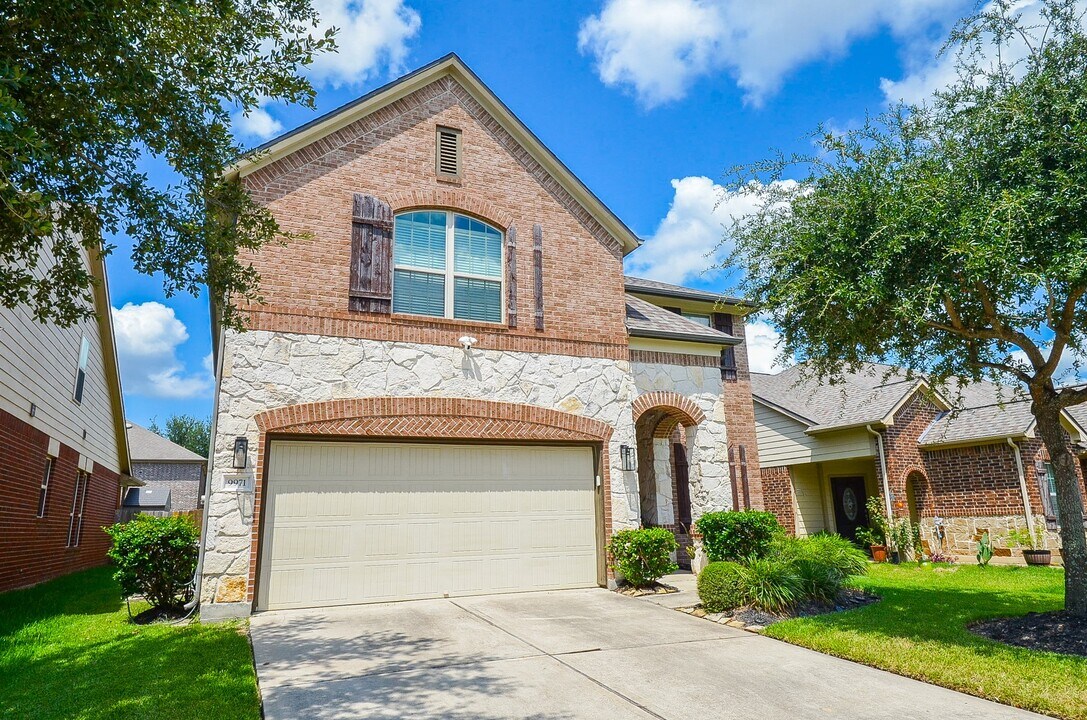9971 Boulder Bend Ln in Brookshire, TX - Building Photo