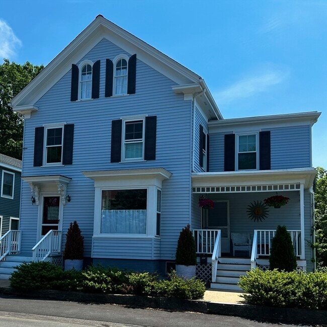 property at 74 Mt Pleasant Ave