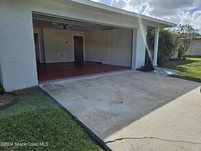 1136 Albion St NW in Palm Bay, FL - Building Photo - Building Photo