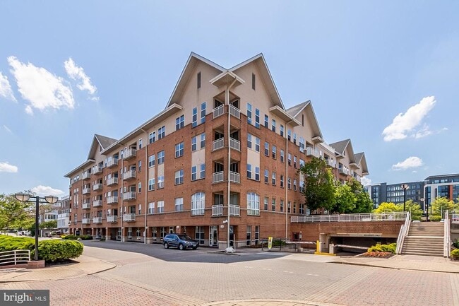 23 Pierside Dr in Baltimore, MD - Building Photo - Building Photo