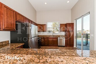 2017 NE 19th Terrace in Cape Coral, FL - Foto de edificio - Building Photo