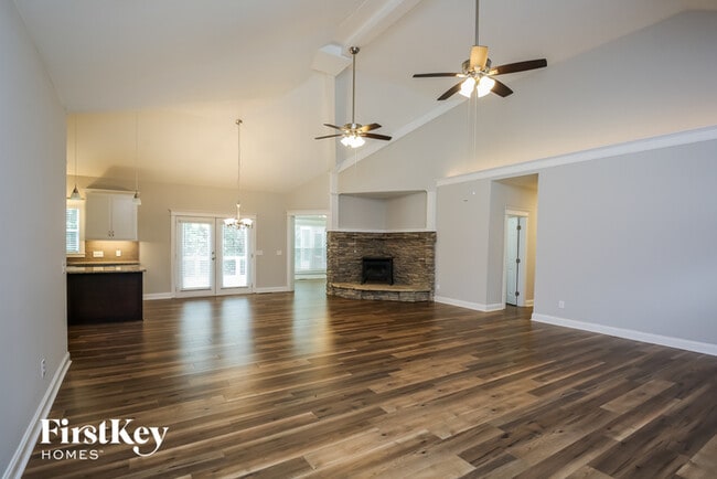 3641 Cochran Rd in Gainesville, GA - Building Photo - Building Photo