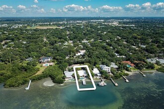 8286 30th Ave N in St. Petersburg, FL - Building Photo - Building Photo