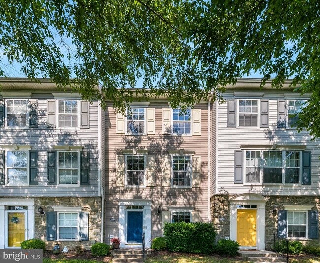 property at 21800 Flanders Ct