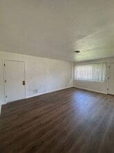 2402-2402 Wilson Ave in Redding, CA - Building Photo - Building Photo
