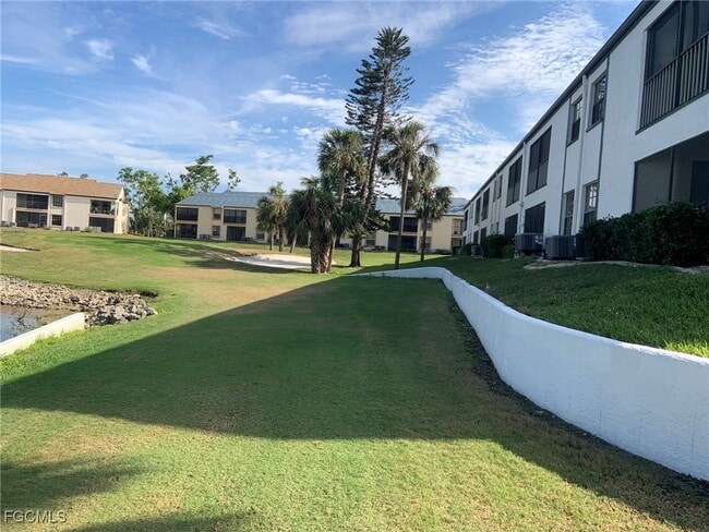 17160 Hawks Nest in Ft. Myers, FL - Building Photo - Building Photo