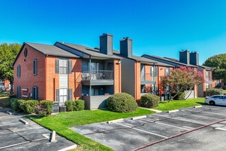 Windmill Terrace in Bedford, TX - Foto de edificio - Building Photo