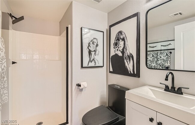 property at 7250 Diamond Canyon Ln