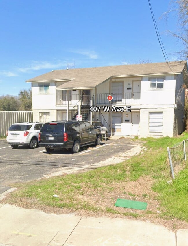 property at 407 W Ave E