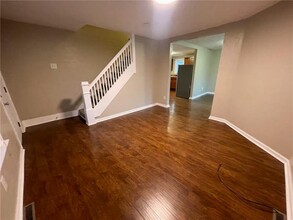 312 Jackson Ave in Vandergrift, PA - Building Photo - Building Photo