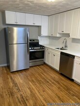7 Medford St, Unit 1 in Chelsea, MA - Building Photo - Building Photo