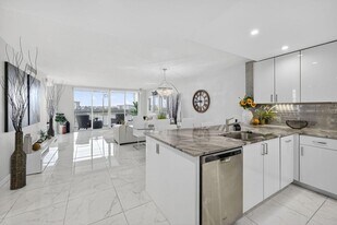 3091 N Course Dr in Pompano Beach, FL - Building Photo