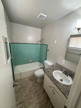 728 N Palm Ave in Fresno, CA - Building Photo - Building Photo