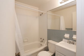 White Oaks in Pittsburgh, PA - Foto de edificio - Interior Photo