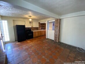 503 Verne St in San Antonio, TX - Building Photo - Building Photo