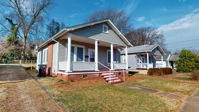 308 Montague St in Danville, VA - Foto de edificio - Building Photo