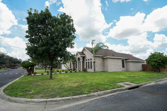 3344 Midlands Cir in Edinburg, TX - Building Photo - Building Photo