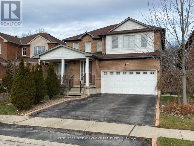property at 29 Hollowgrove Blvd