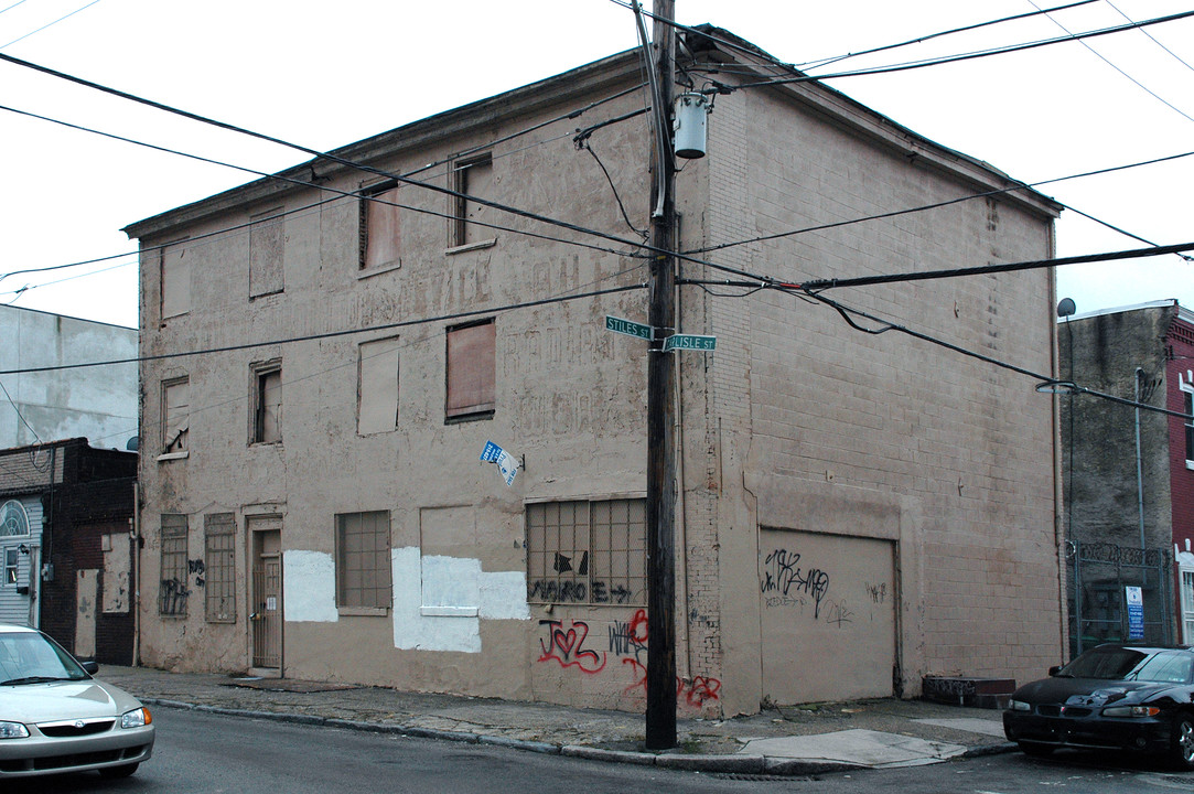 1418 W Stiles St in Philadelphia, PA - Building Photo