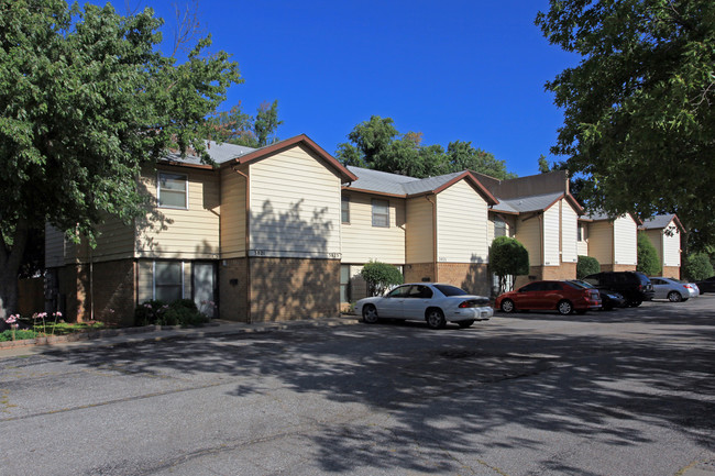 3801-3839 N Harvard Ave in Oklahoma City, OK - Building Photo - Building Photo