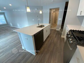 10900 Everest Pl N in Osseo, MN - Foto de edificio - Building Photo