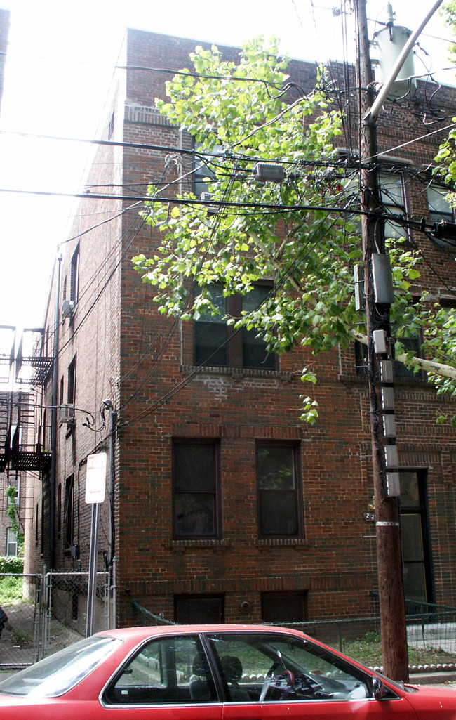 239 Lexington Ave in Jersey City, NJ - Building Photo - Building Photo