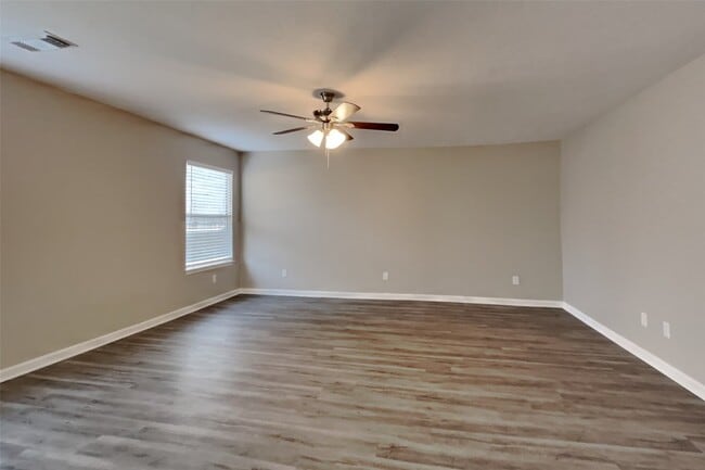 property at 5346 Yale Dr