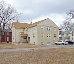 49 Burkhardt Ave in Dayton, OH - Building Photo