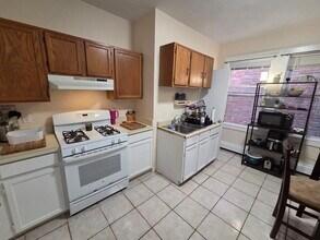 5 Lexington St in Waltham, MA - Building Photo - Building Photo