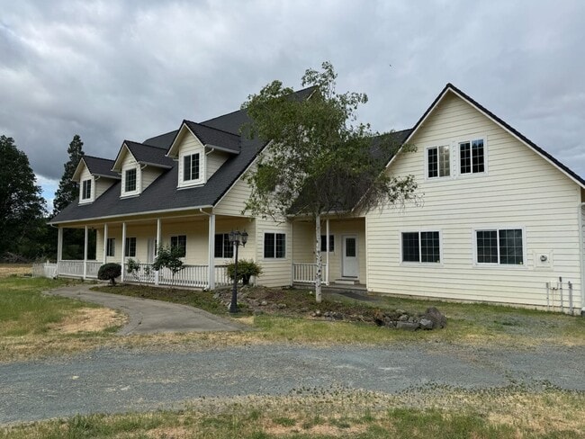 property at 2275 Galice Rd