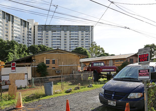 Kauhale Gardens in Honolulu, HI - Building Photo - Building Photo