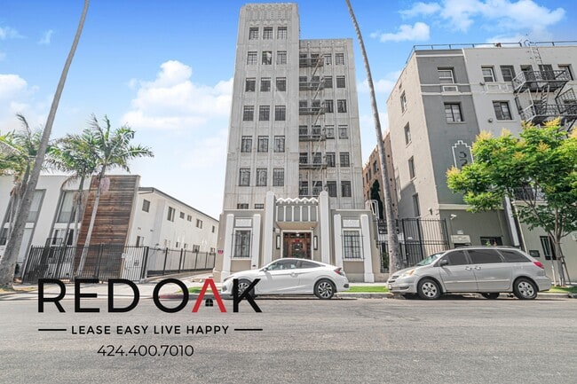 property at 535 S Gramercy Pl