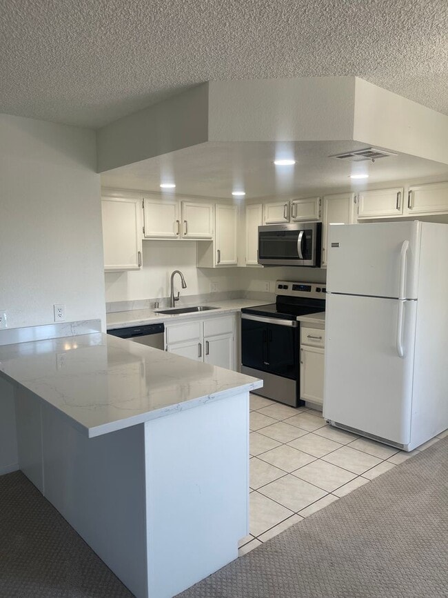 property at 403 Mesa Blvd