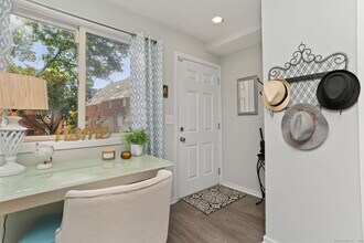 101 Grove St in Stamford, CT - Building Photo - Building Photo