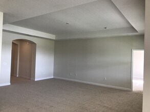 10065 Pecan Hickory Way in Orlando, FL - Building Photo - Building Photo
