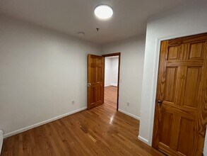61 Saint James St, Unit 3 in Boston, MA - Building Photo - Building Photo