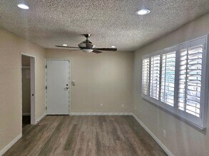 20033 Ingomar St in Los Angeles, CA - Building Photo - Building Photo