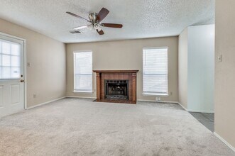 2617 Isbella Dr in Grand Prairie, TX - Building Photo - Building Photo