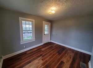 2501 English Ave in Indianapolis, IN - Building Photo - Building Photo